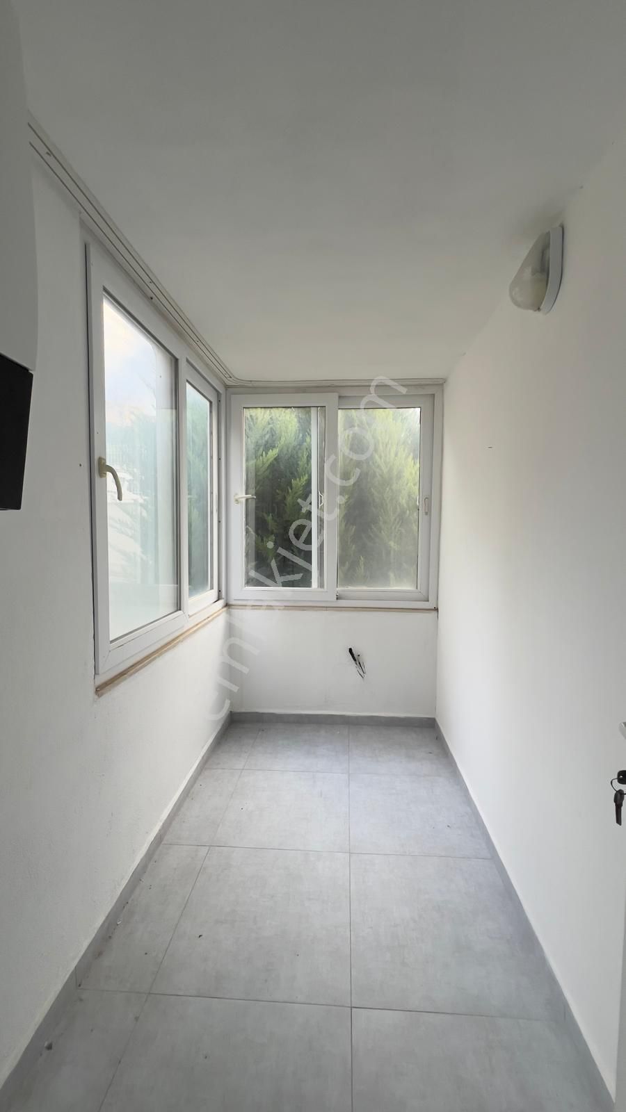 Kuşadası Ege Mahallesi'nde Kat Mülkiyetli Satılık 3+1 Havuzlu Daire - Görsel 26