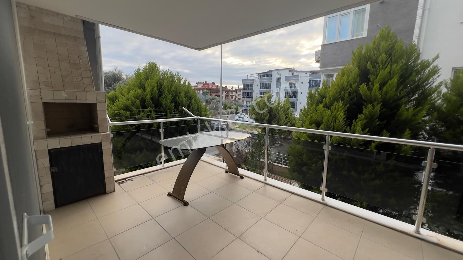 Kuşadası Ege Mahallesi'nde Kat Mülkiyetli Satılık 3+1 Havuzlu Daire - Görsel 11