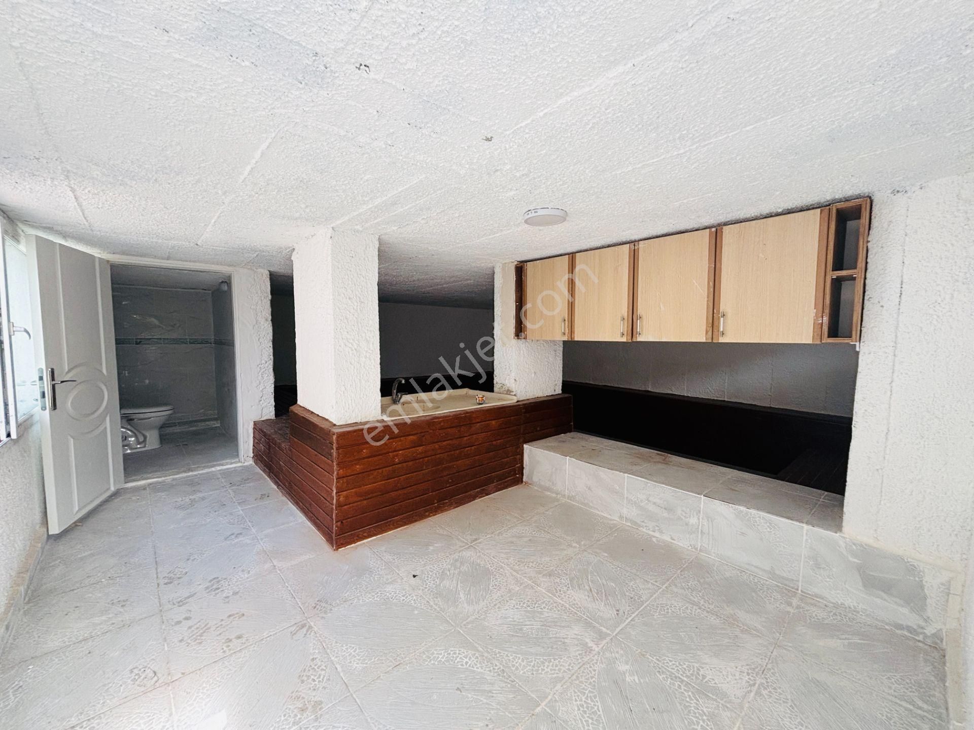 İzmir Seferihisar Ürkmez'de Bahçeli Ayrı Mutfak Masrafsız 2+1 Satılık Daire - Görsel 18