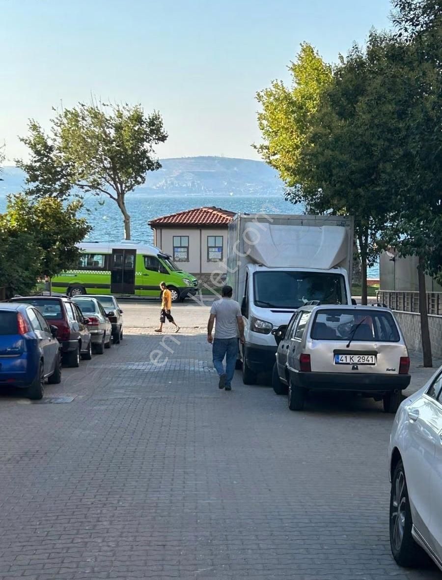 Karamursel Sahılde Super Konumda Çatı Dubleks - Görsel 13