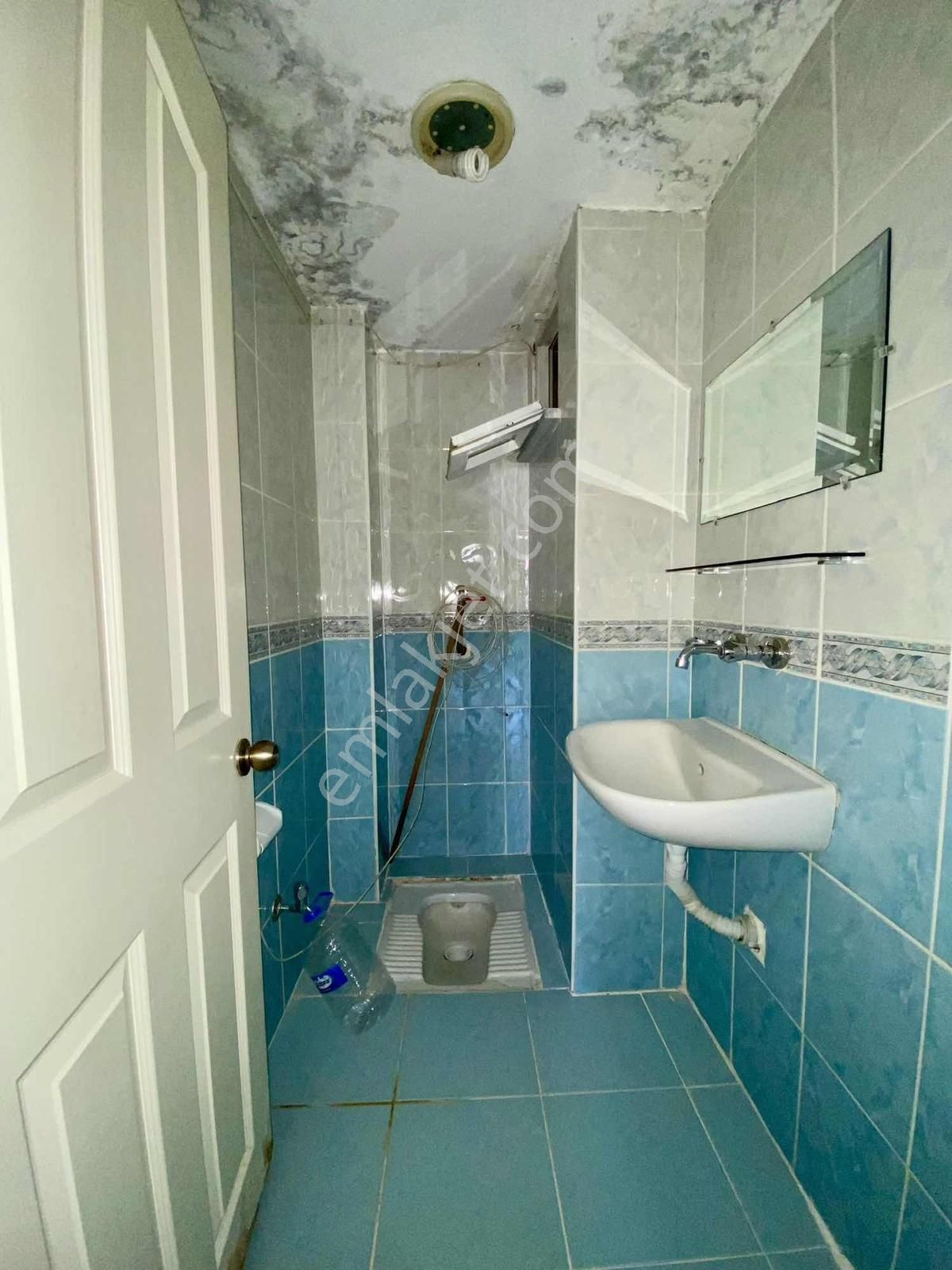 Reşadiye Mahallesinde Ara Katta Asansörlü 3+1 Kıralık Daire - Görsel 17