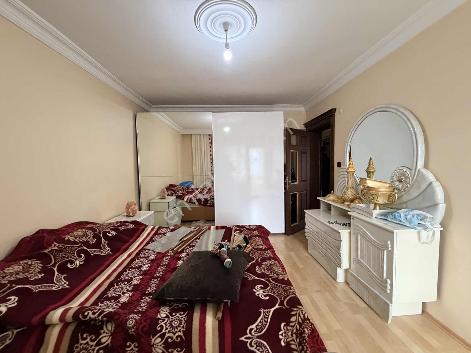 Çorlu Esentepede 4+1 Altaylı Sitesinde Arakat Satılık Daire !! - Görsel 32