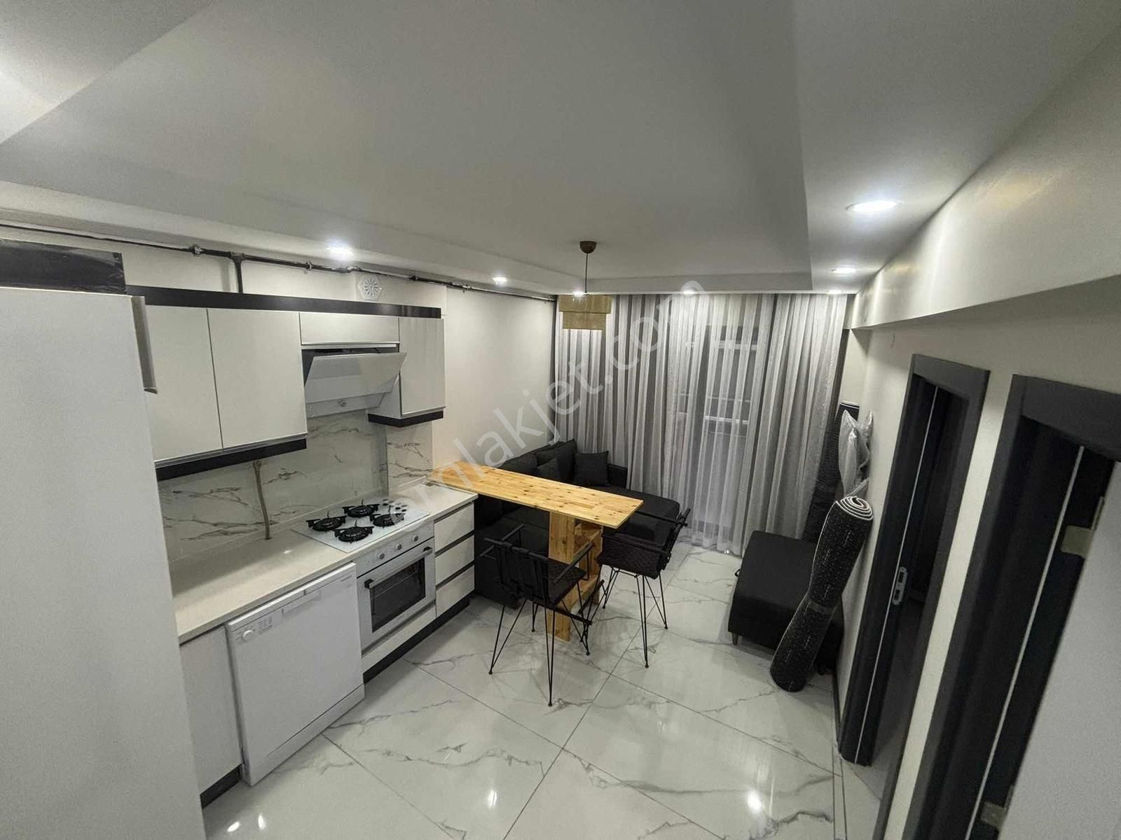 Şeyhsinanda 1+1 Arakat Sıfır Full Eşyalı Arakat Satılık Daire