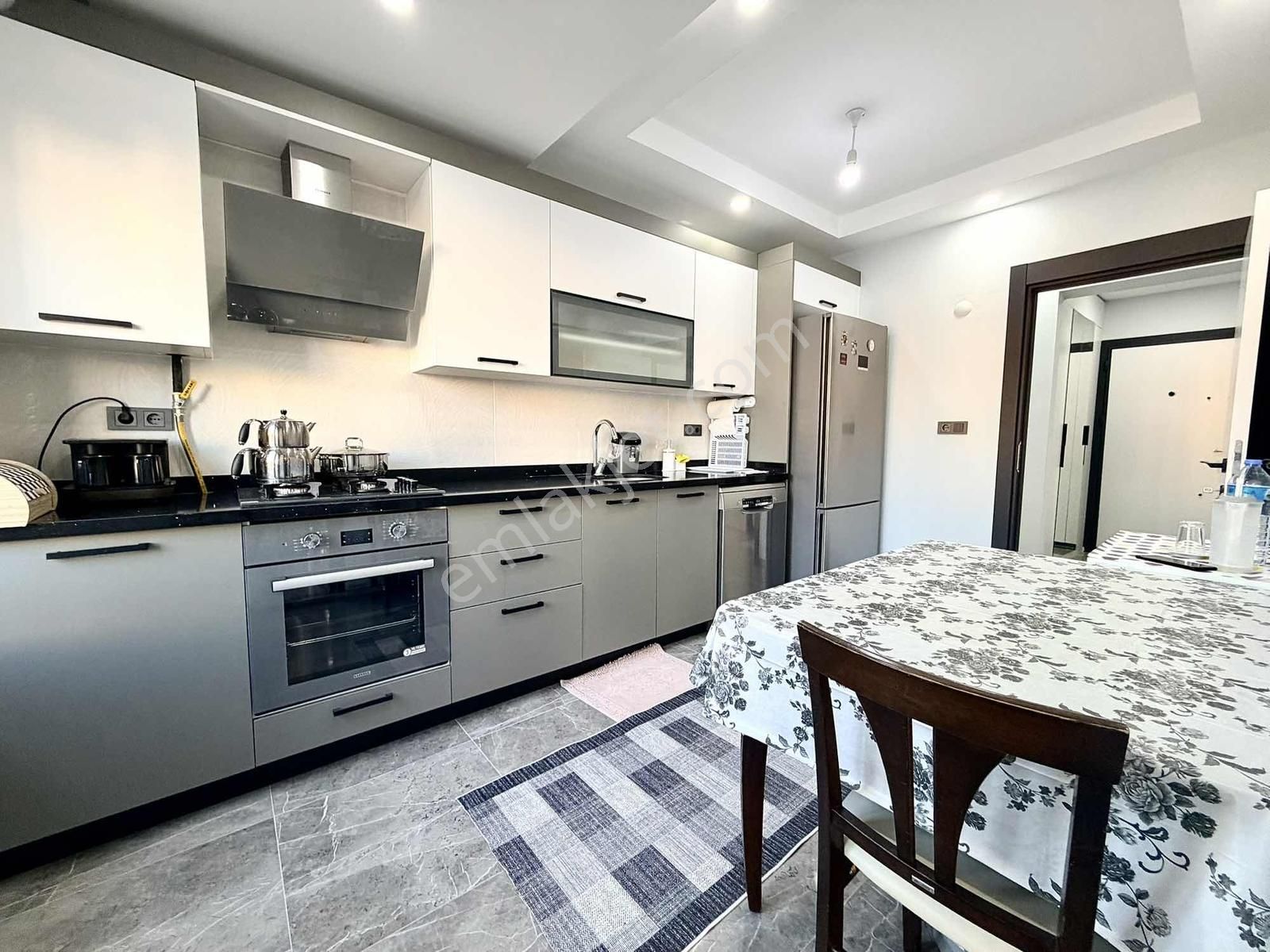 Rumelide // Villkon Garden // 2+1 Havuz Cephe // Lüx Daire !! - Görsel 2