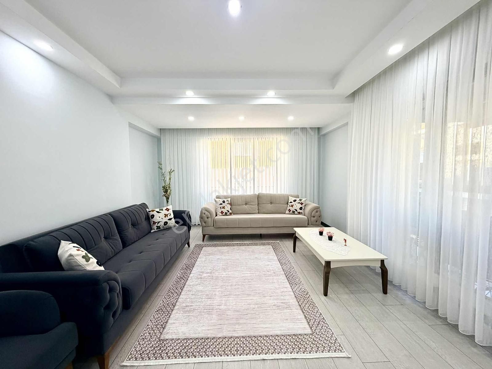 Rumelide // Villkon Garden // 2+1 Havuz Cephe // Lüx Daire !! - Görsel 12