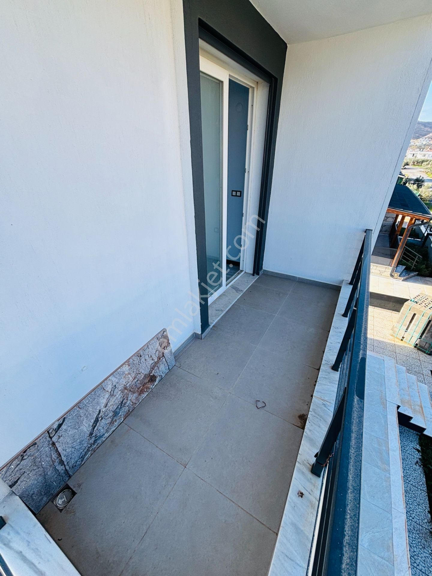 İzmir Seferihisar Cumhuriyet Mah.de 3+1 Denize Yakın Satılık Müstakil Yazlık Villa - Görsel 30