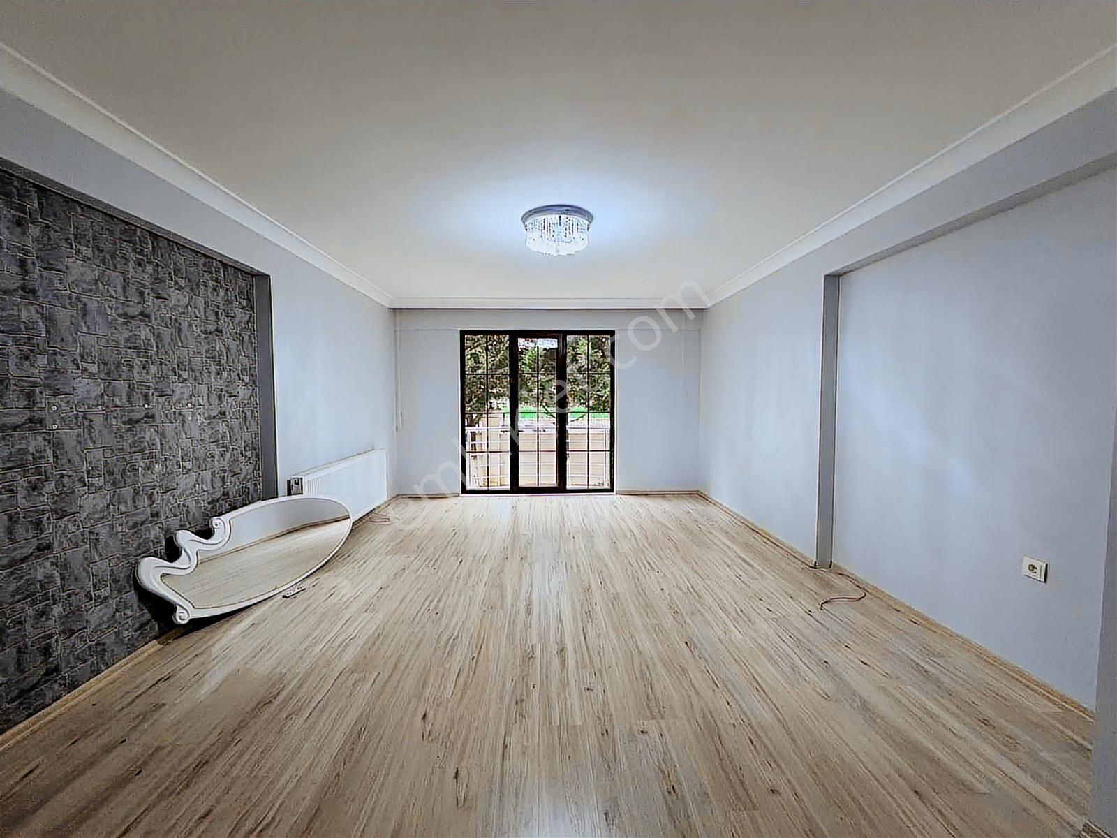 //revos// İsak Pinas Okulun Arkasında 3+1 Ebeveyn Banyolu Daire - Görsel 16