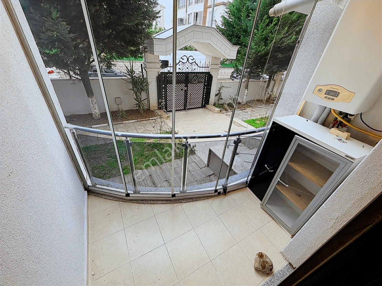 //revos// İsak Pinas Okulun Arkasında 3+1 Ebeveyn Banyolu Daire - Görsel 17