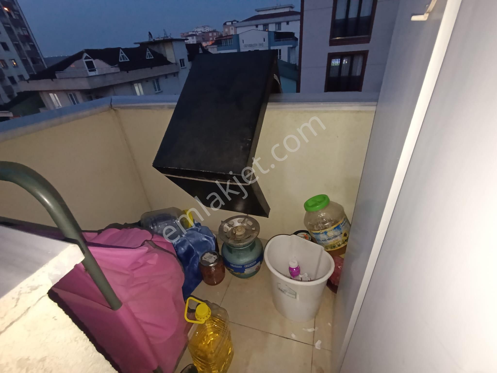 Pendik Esenyalı Fatih Mahallesi"de Asansörlü Oto Parklı 2+1 90m2 Daire - Görsel 6
