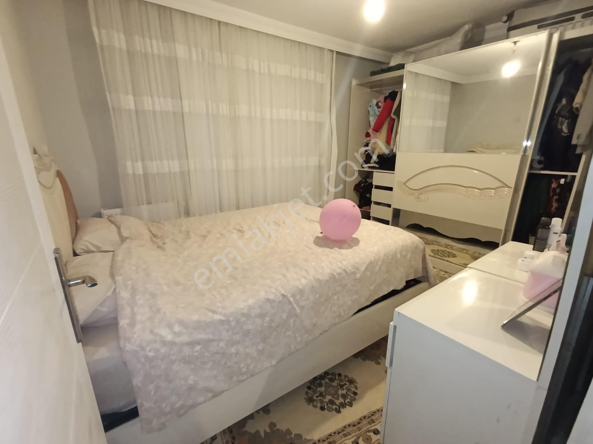 Pendik Esenyalı Fatih Mahallesi"de Asansörlü Oto Parklı 2+1 90m2 Daire - Görsel 15
