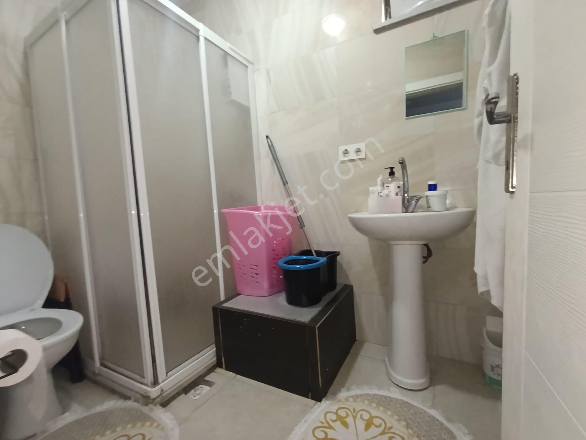 Pendik Esenyalı Fatih Mahallesi"de Asansörlü Oto Parklı 2+1 90m2 Daire - Görsel 24