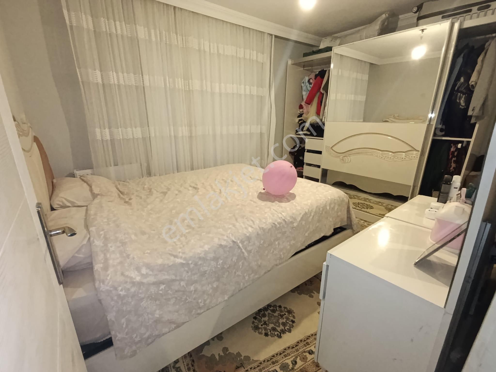 Pendik Esenyalı Fatih Mahallesi"de Asansörlü Oto Parklı 2+1 90m2 Daire - Görsel 13