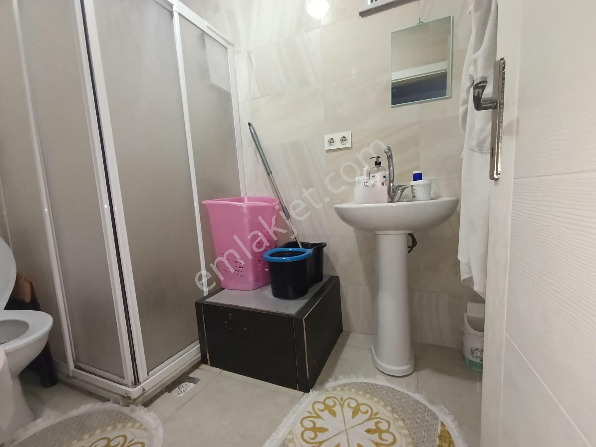 Pendik Esenyalı Fatih Mahallesi"de Asansörlü Oto Parklı 2+1 90m2 Daire - Görsel 23
