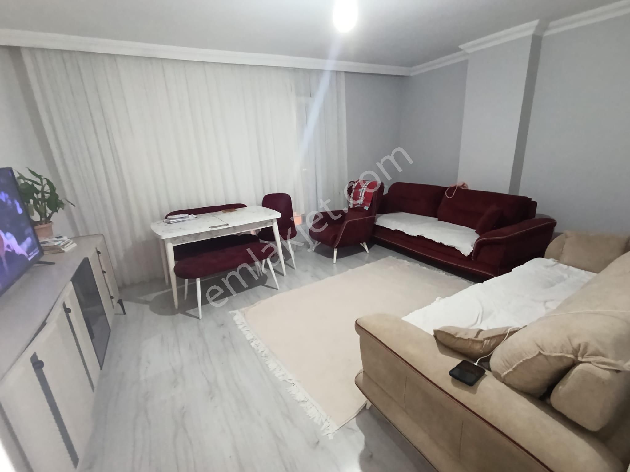 Pendik Esenyalı Fatih Mahallesi"de Asansörlü Oto Parklı 2+1 90m2 Daire - Görsel 4