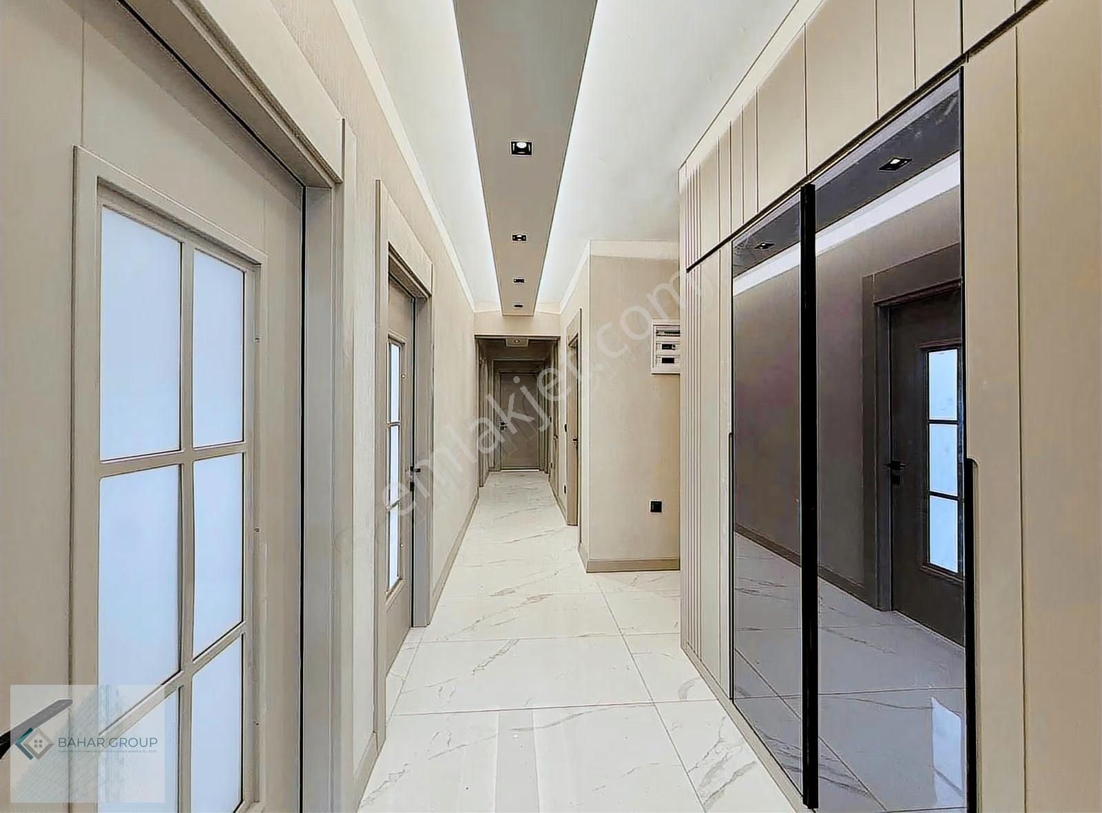 3.5+1 Giyinme Odalı Meskenli Ultra Lüks Daireler