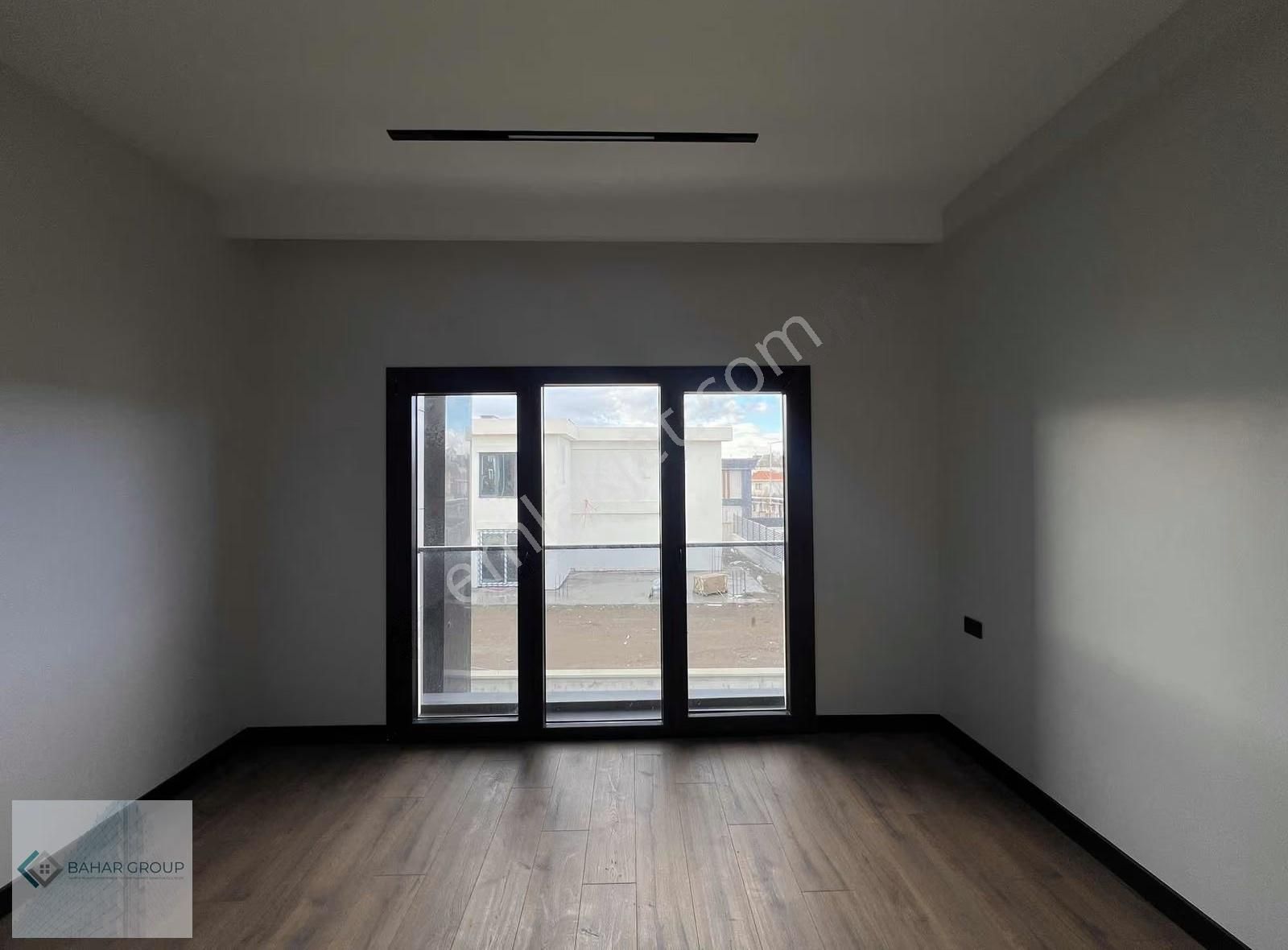 Bahar'dan Çay Bağlarında Asansörlü Ultra Lüx Villa - Görsel 13