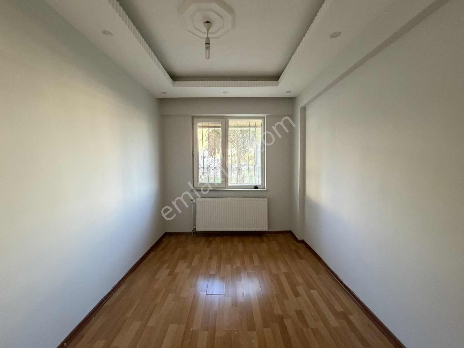 Çobançeşmede 2+1 Ayrı Mutfak Satılık Giriş Kat Daire - Görsel 14