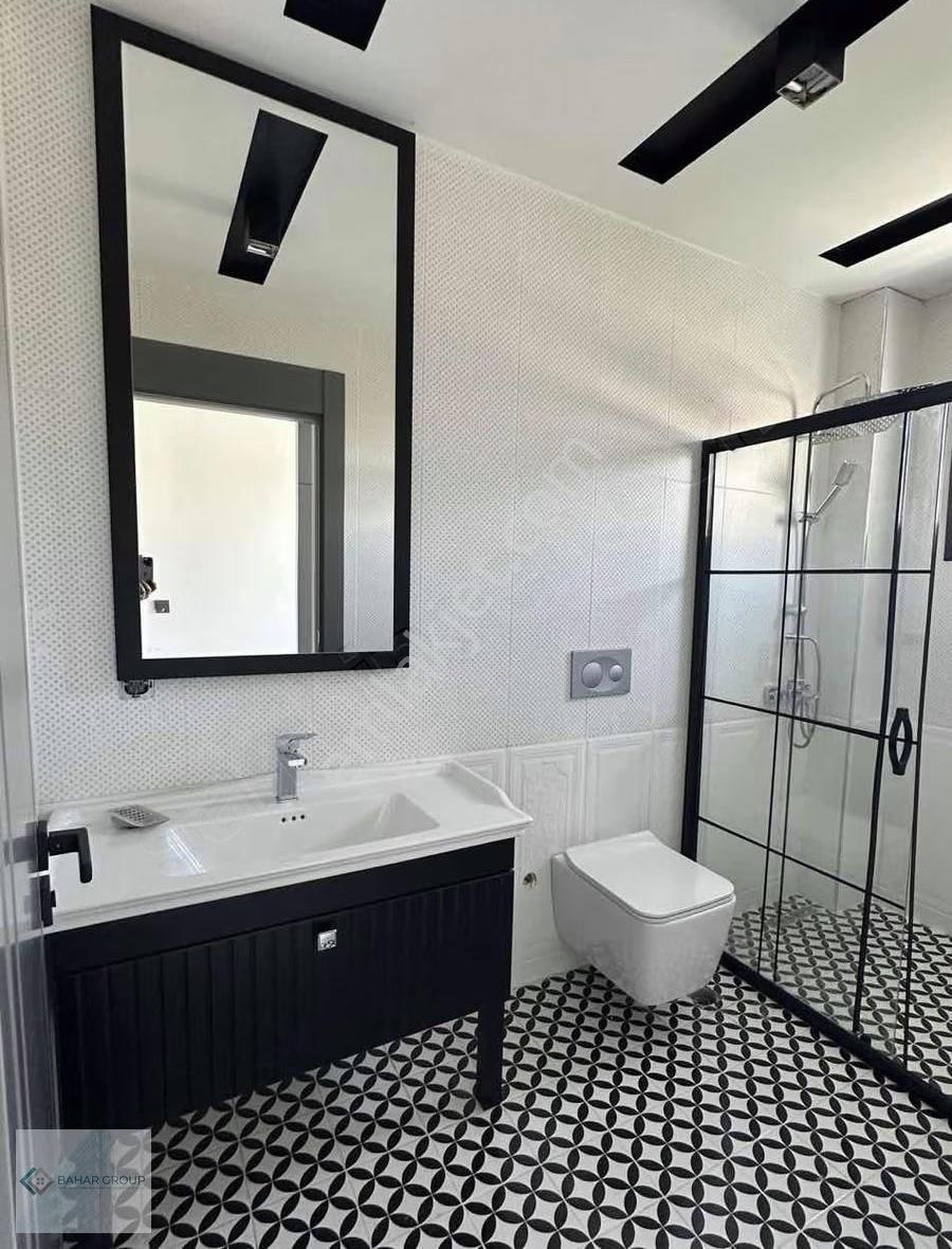 Bahar'dan Erkilette Ultra Lüx Havuzlu 9+2 Villa - Görsel 14