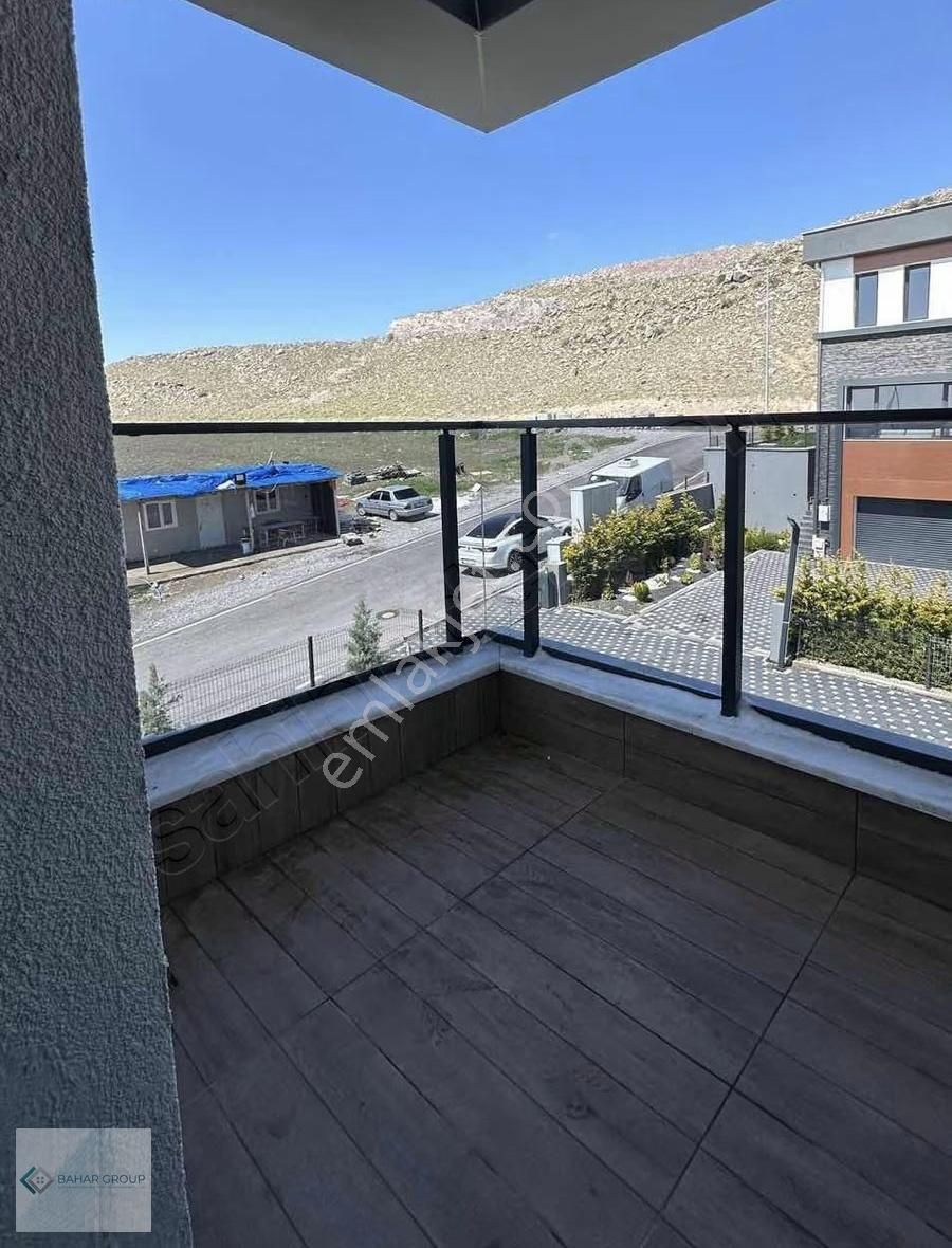 Bahar'dan Erkilette Ultra Lüx Havuzlu 9+2 Villa - Görsel 8