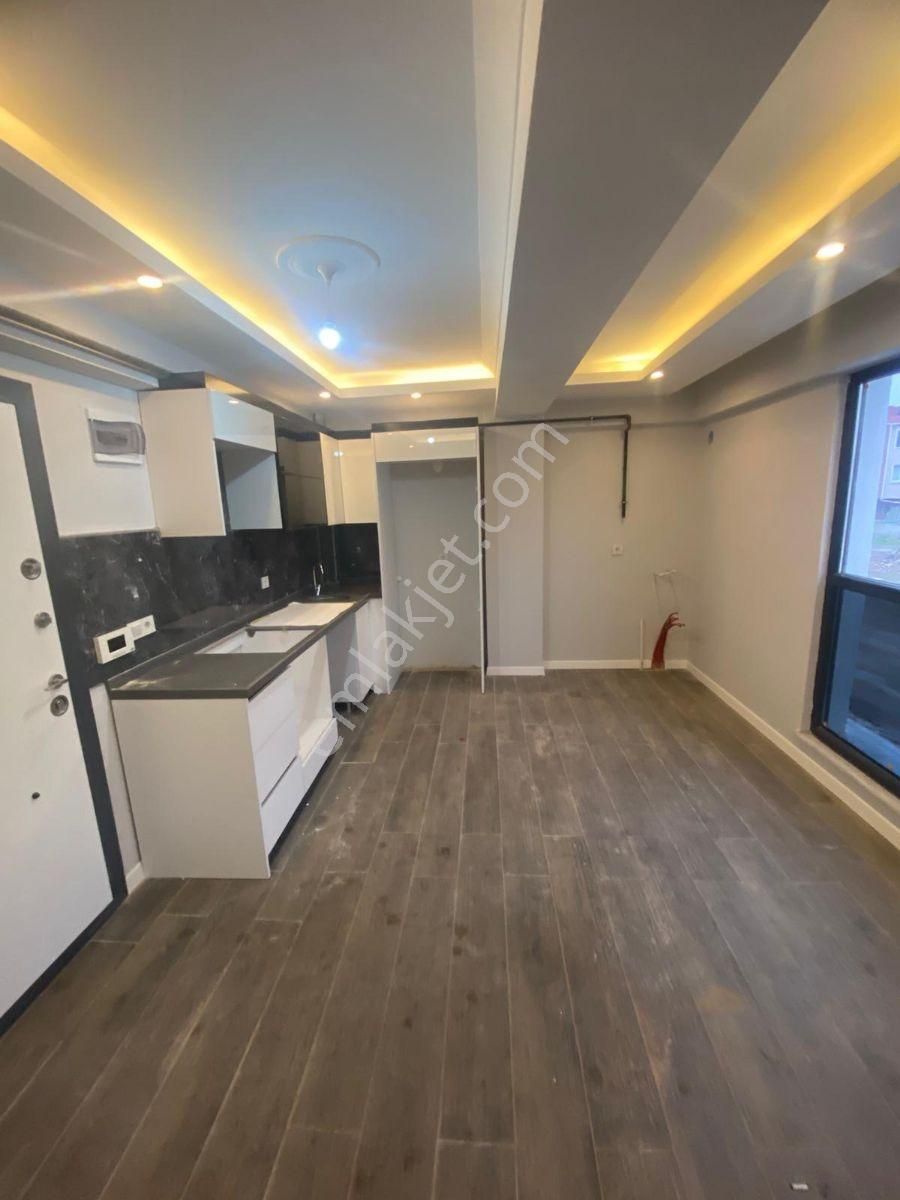 Çorlu Havuzlar Mahalesinde 1+1 Satılık Daire - Görsel 3