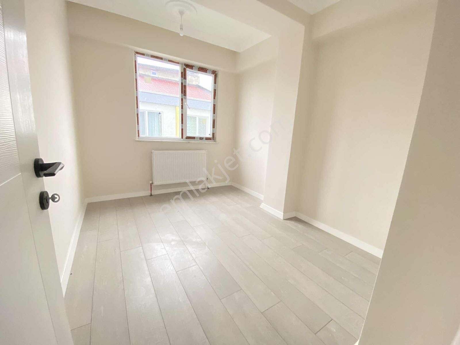 Havuzlar Mahallesinde Cumhuriyet Parkına Yakın Satılık Daire - Görsel 17