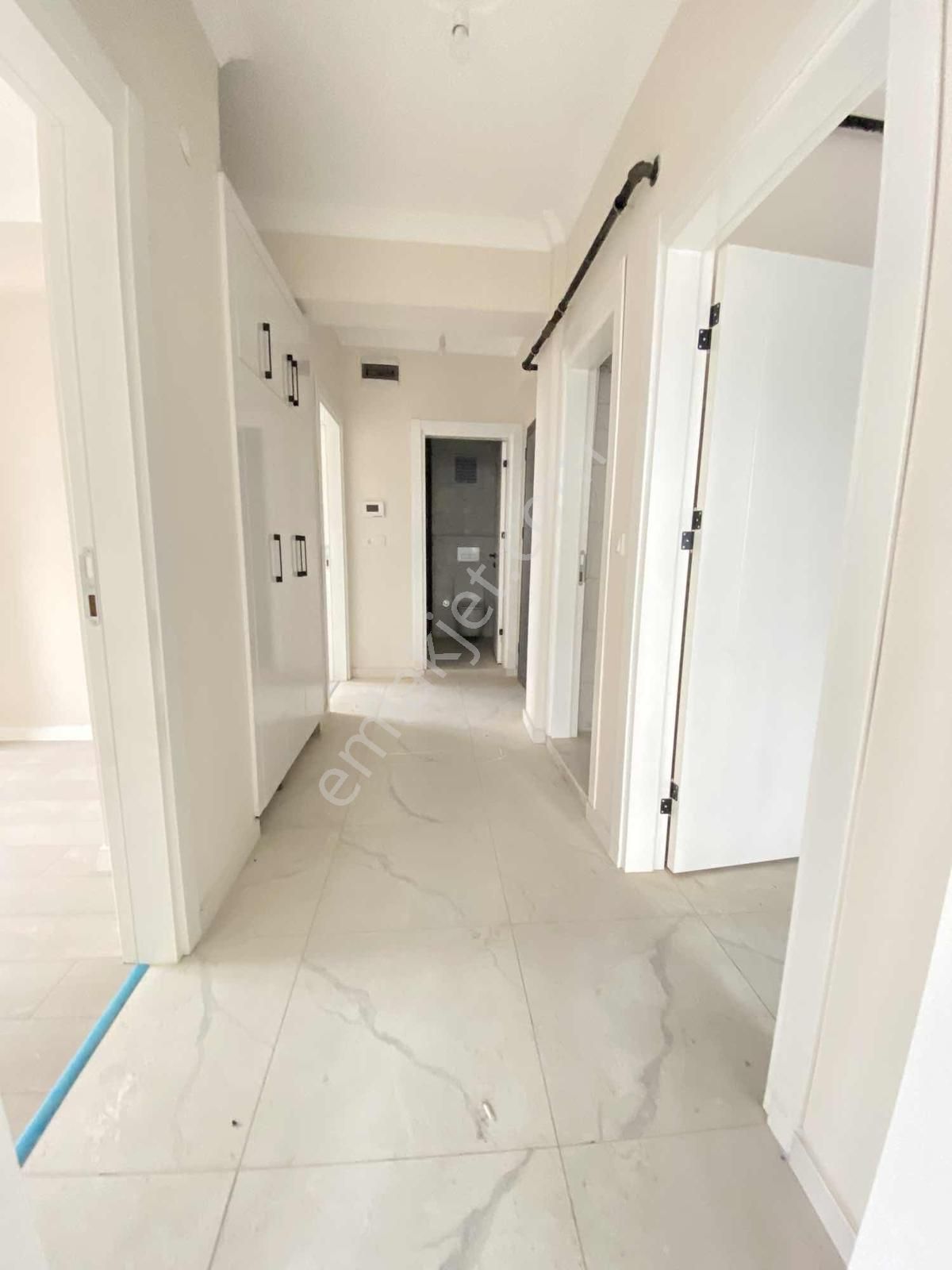 Havuzlar Mahallesinde Cumhuriyet Parkına Yakın Satılık Daire - Görsel 11