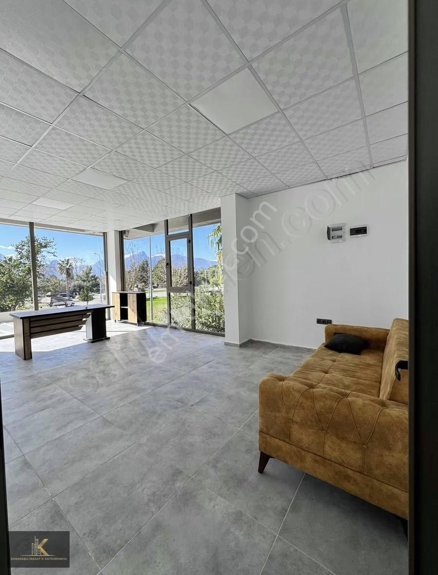 Şafakta Satılık 3 Katlı Dükkan Akdeniz Sanayi Çevre Yolu Yakın - Görsel 2