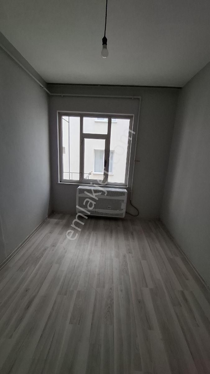 Çorlu Reşadiye Mahallesinde Kiralık 2+1 Daire - Görsel 4