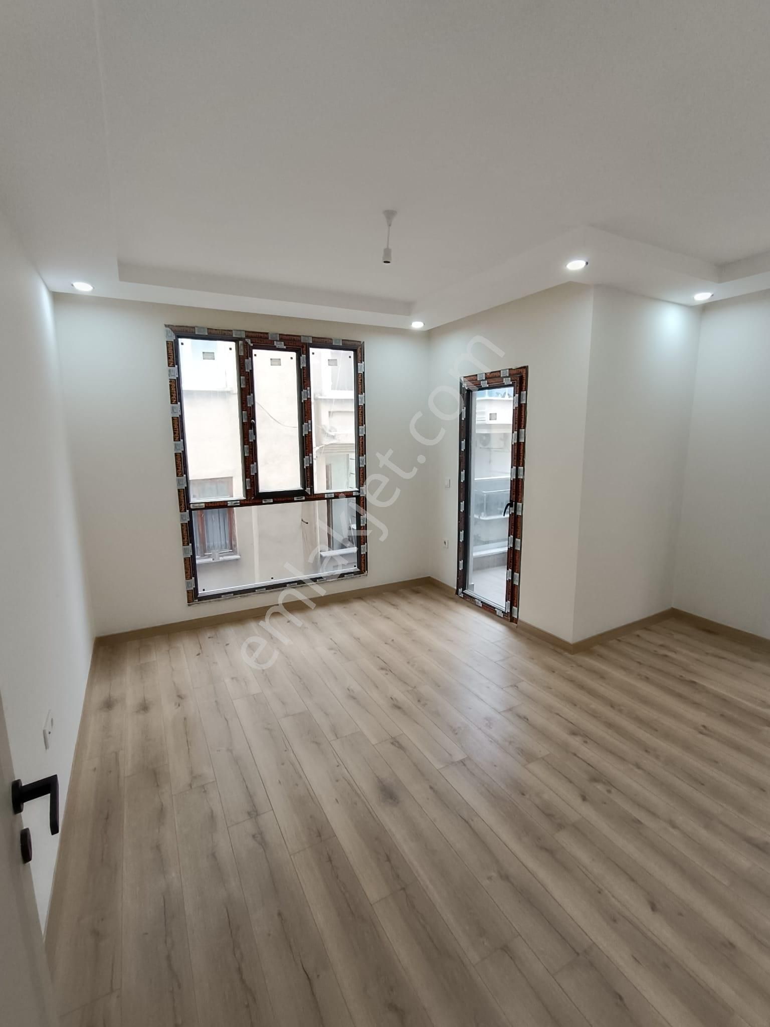 Avcılar Üniversite Mahallesi Yeni Binada Kiralık 2+1 Daire - Görsel 16