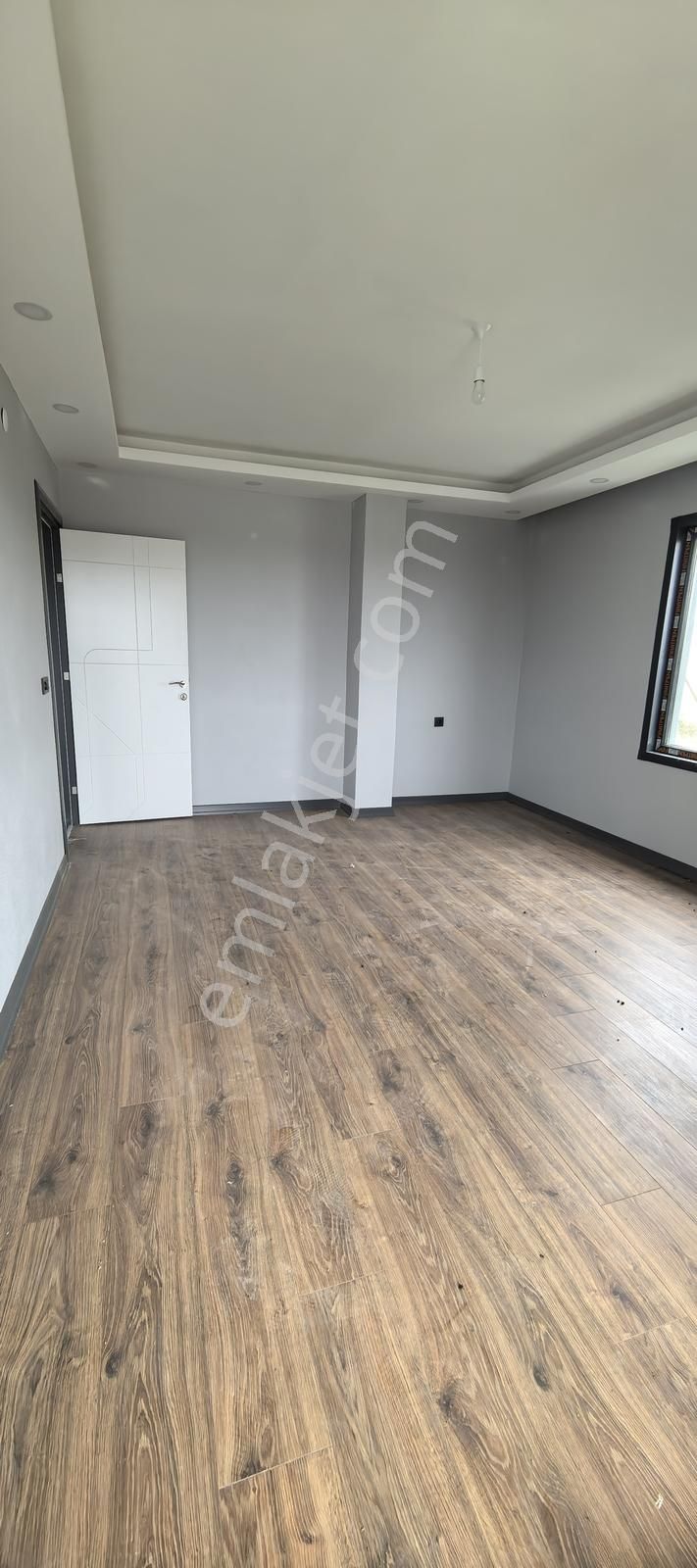 Yenice Sahile 330 Mt Mesafede 4+1+ Kiler Sıfır İskanlı Villa - Görsel 11