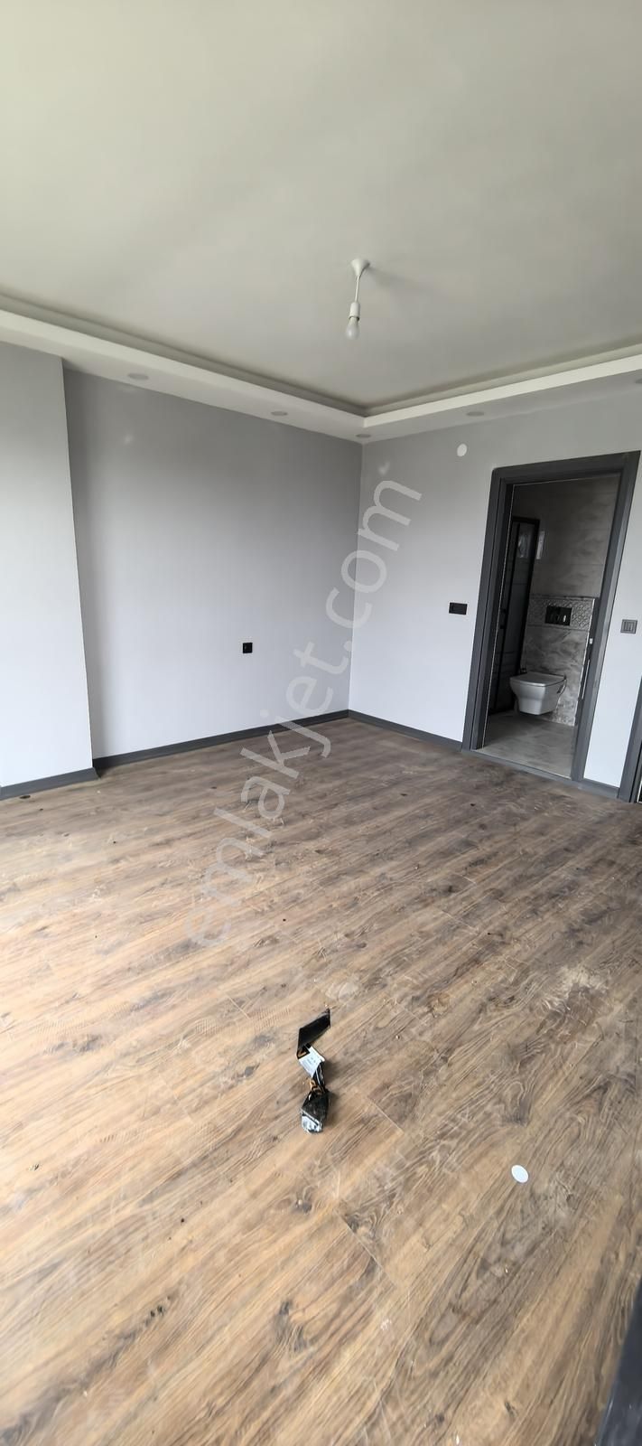 Yenice Sahile 330 Mt Mesafede 4+1+ Kiler Sıfır İskanlı Villa - Görsel 24