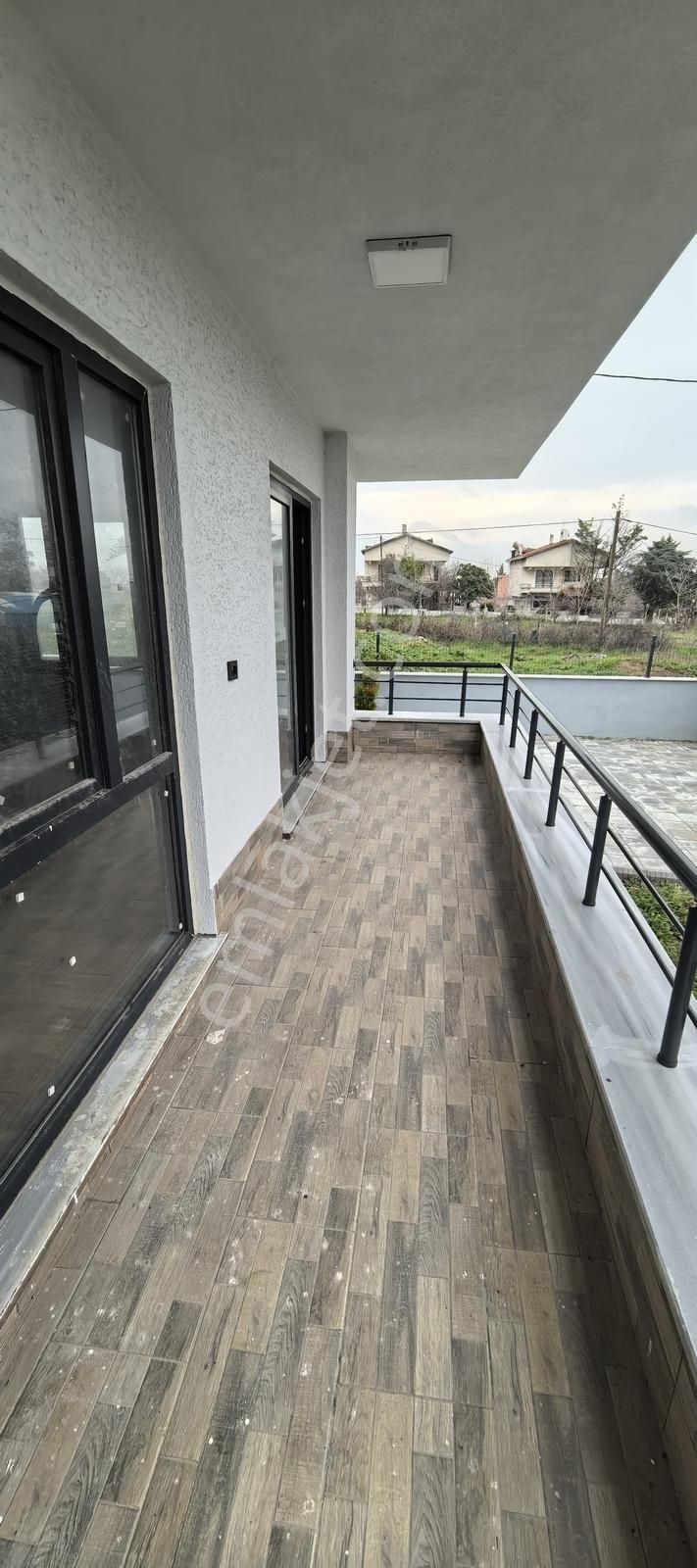 Yenice Sahile 330 Mt Mesafede 4+1+ Kiler Sıfır İskanlı Villa - Görsel 17
