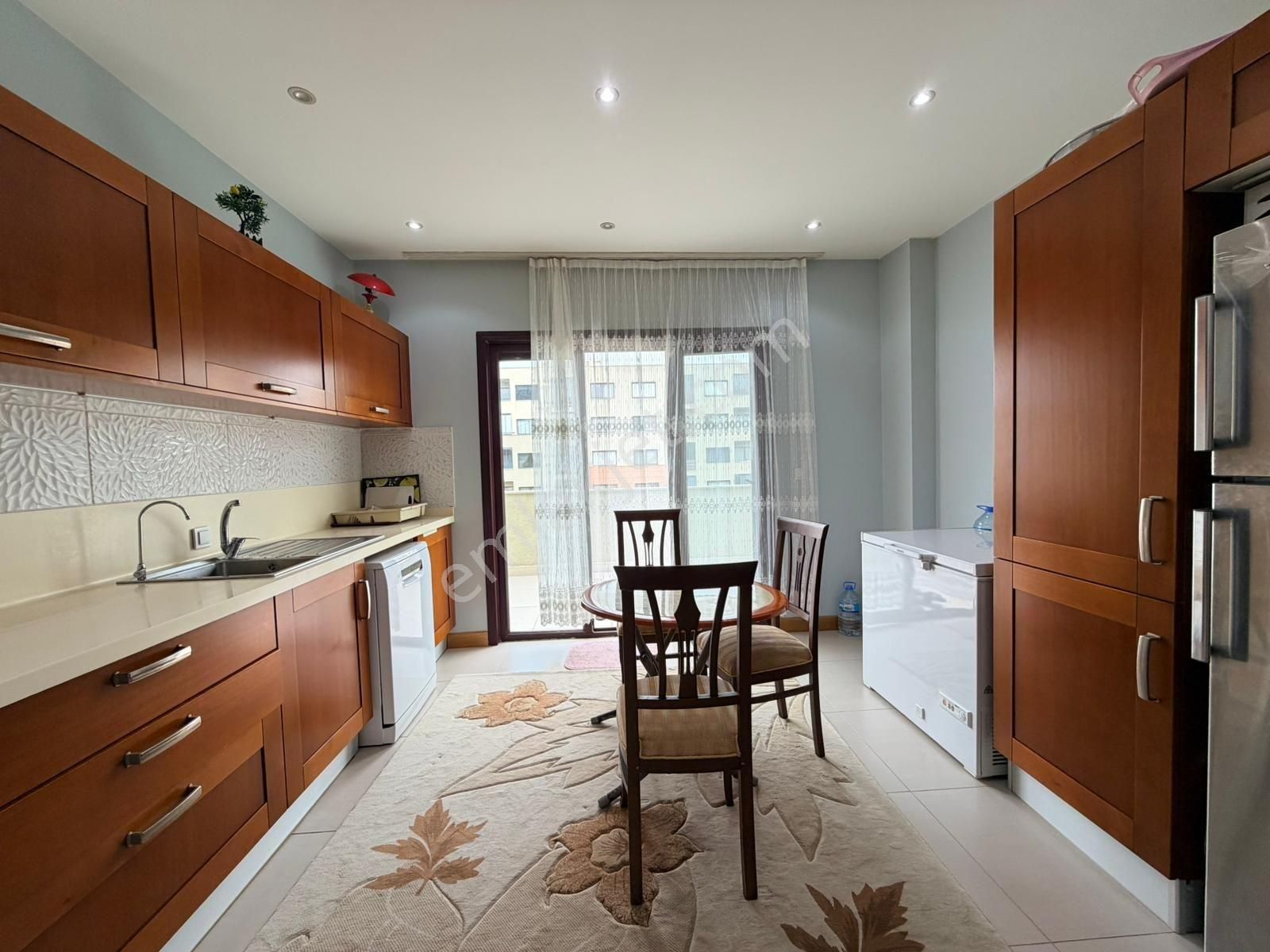 Hürriyette Terrace Sitesinde 3+1 Satılık Daire - Görsel 12