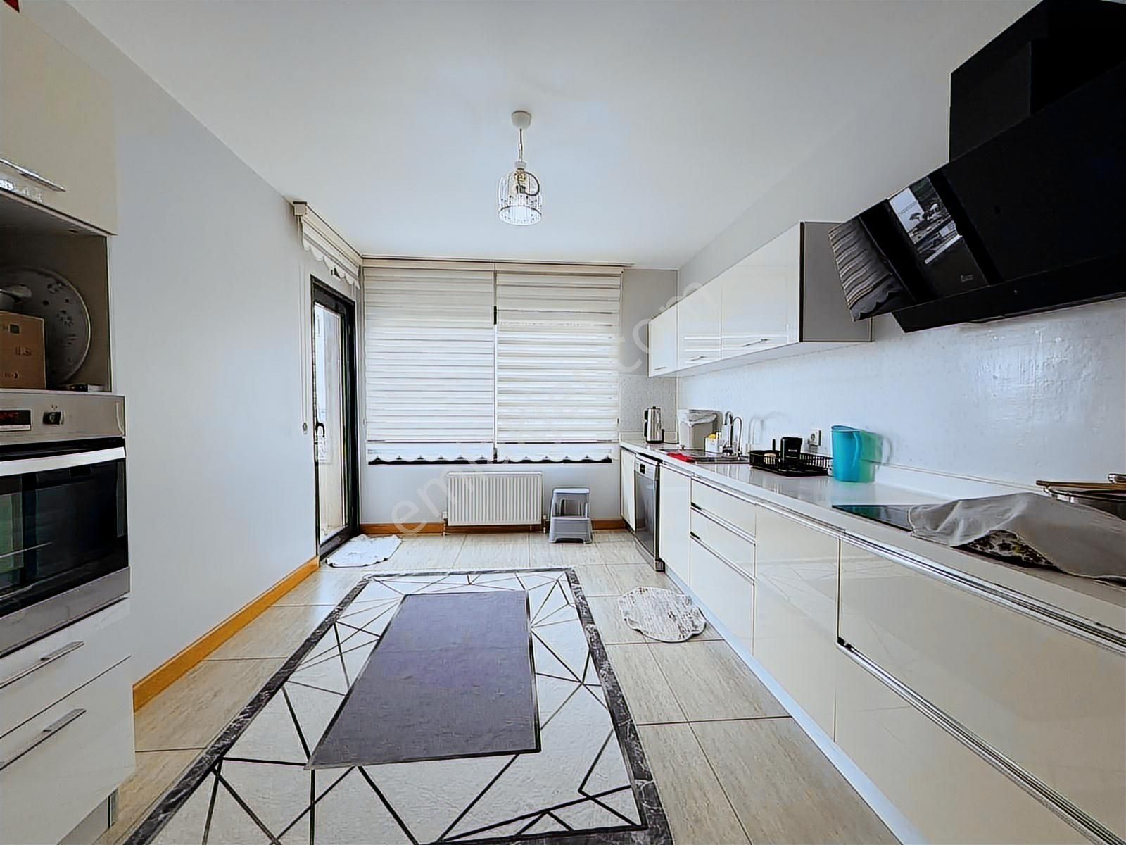 Hürriyette Terrace Sitesinde 3+1 Satılık Daire - Görsel 30