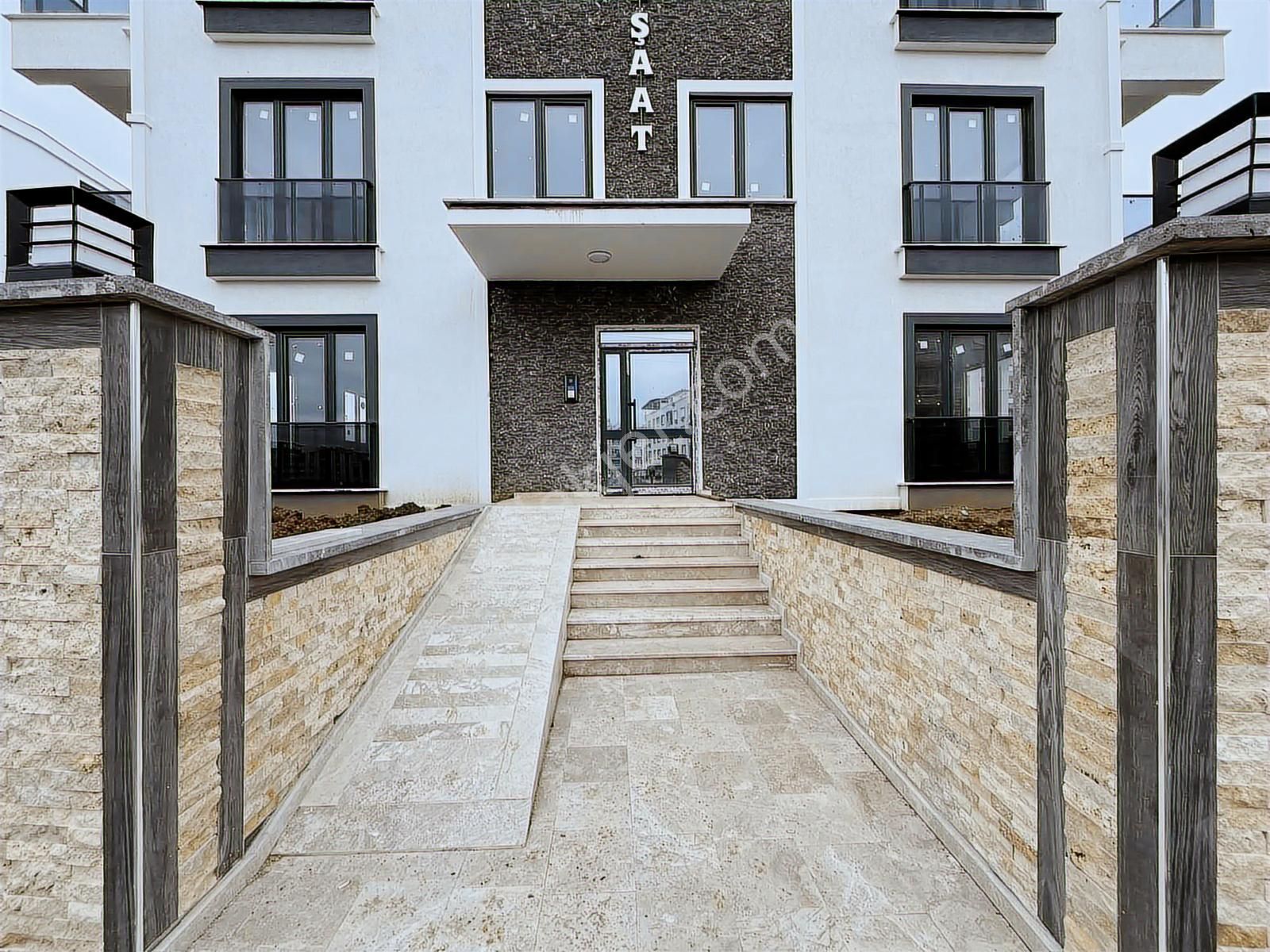 Gürsoy'dan Altınkumda Sıfır Arakat Ön Cephe Fırsat 2+1 - Görsel 2