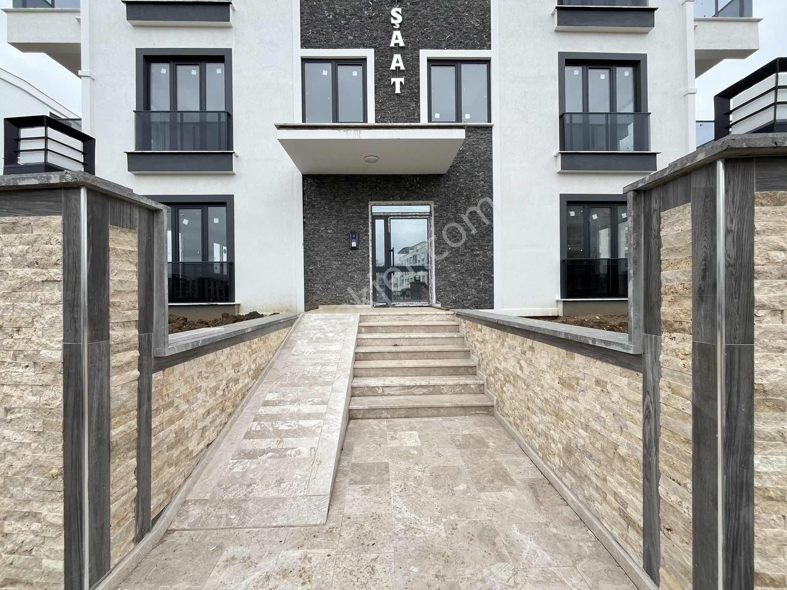 Gürsoy'dan Altınkumda Sıfır Arakat Ön Cephe Fırsat 2+1 - Görsel 29