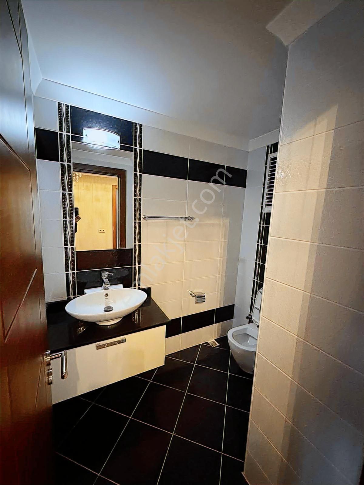 Türkmenbaşı Groseri Kavşağı Lüx Sitede Güvenlik/havuz/4+1 Daire - Görsel 15
