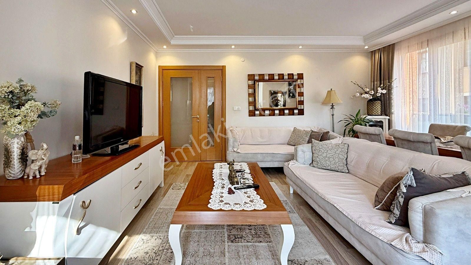 Weal World' Den Zuhuratbaba Da, K.otoparklı Genç Binada 3+1, 2.kat, Lüks ... - Görsel 4