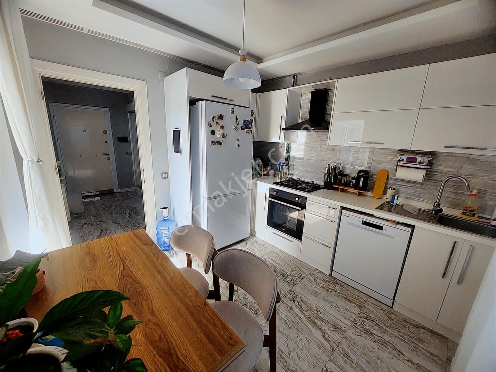 Avrupa Hast Arkası Kap.mutfak Çb+g.odalı D.gazlı Lüx Yapılı - Görsel 9