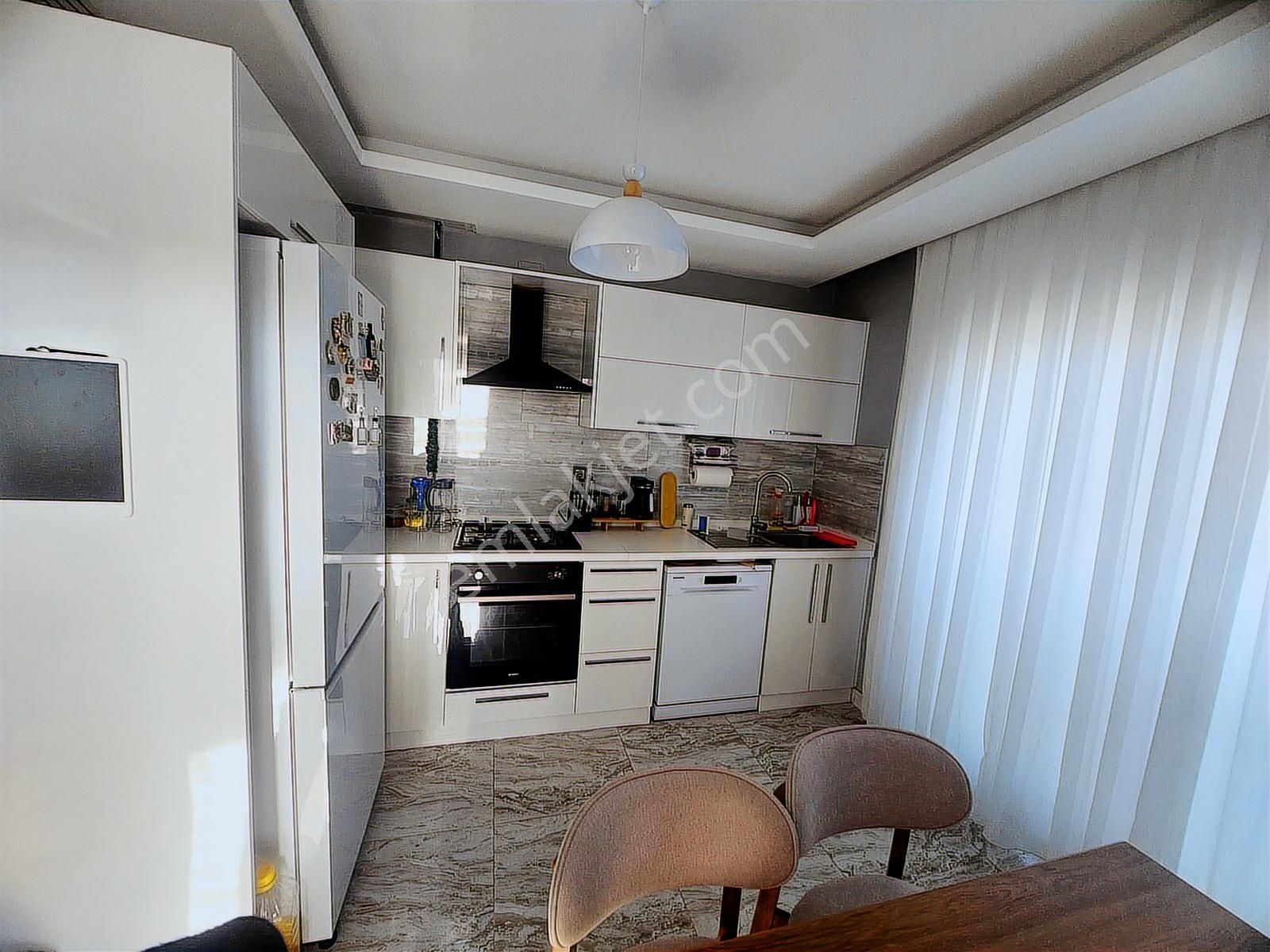 Avrupa Hast Arkası Kap.mutfak Çb+g.odalı D.gazlı Lüx Yapılı - Görsel 10