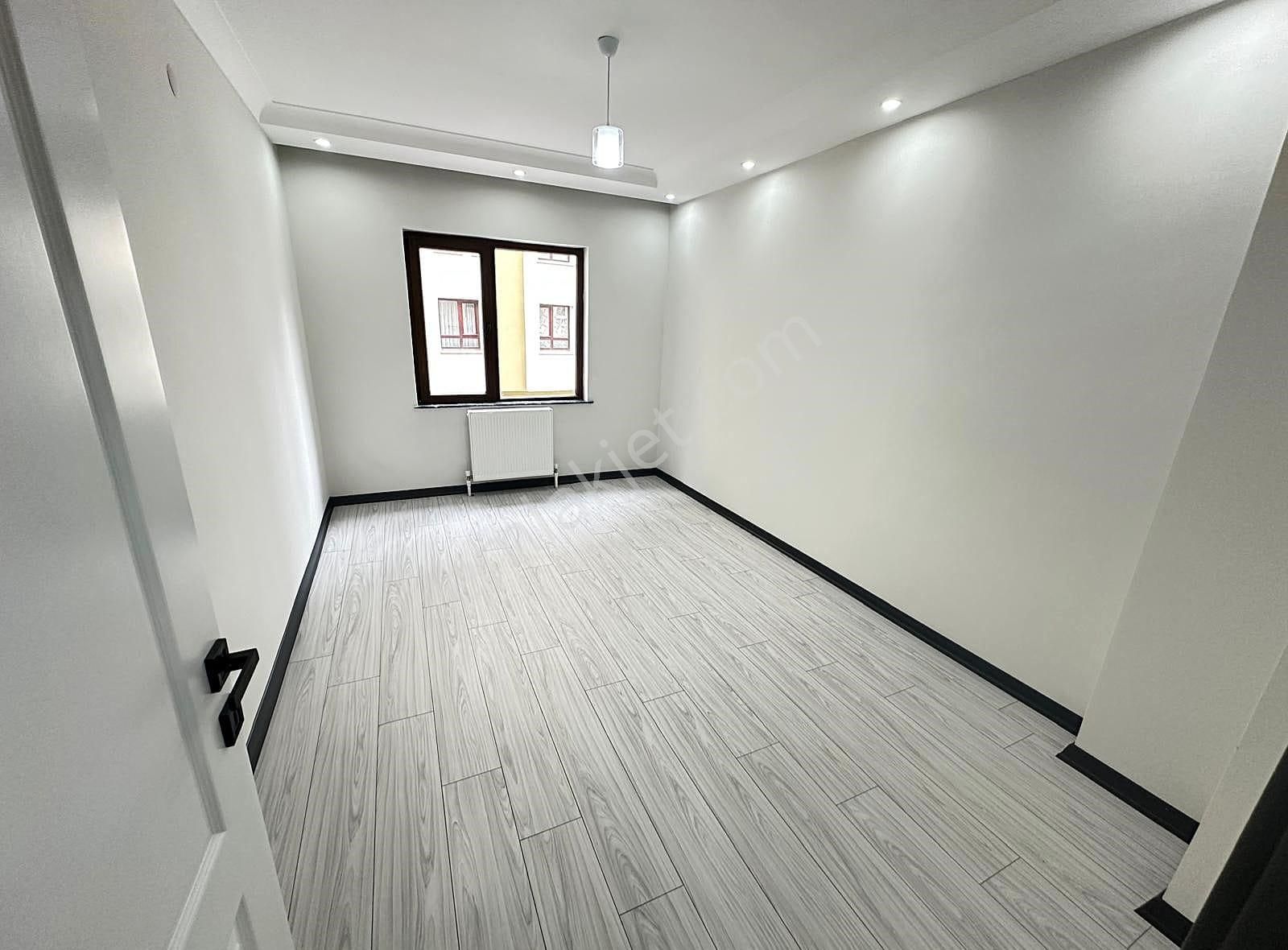 Atanora Vadi'den 1059.cadde Üzerinde Kabil Caddesi Yakını 4+1 Süperlüx Yapılı Çift Banyolu - Görsel 34