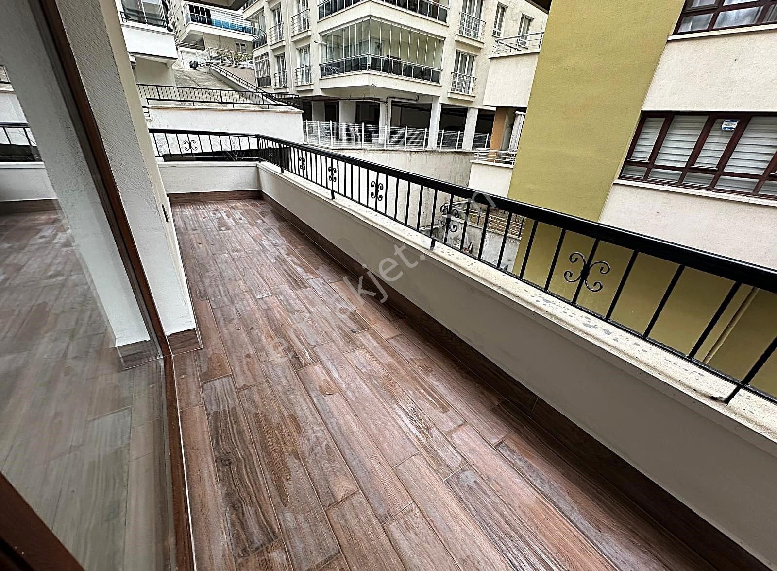 Atanora Vadi'den 1059.cadde Üzerinde Kabil Caddesi Yakını 4+1 Süperlüx Yapılı Çift Banyolu - Görsel 11