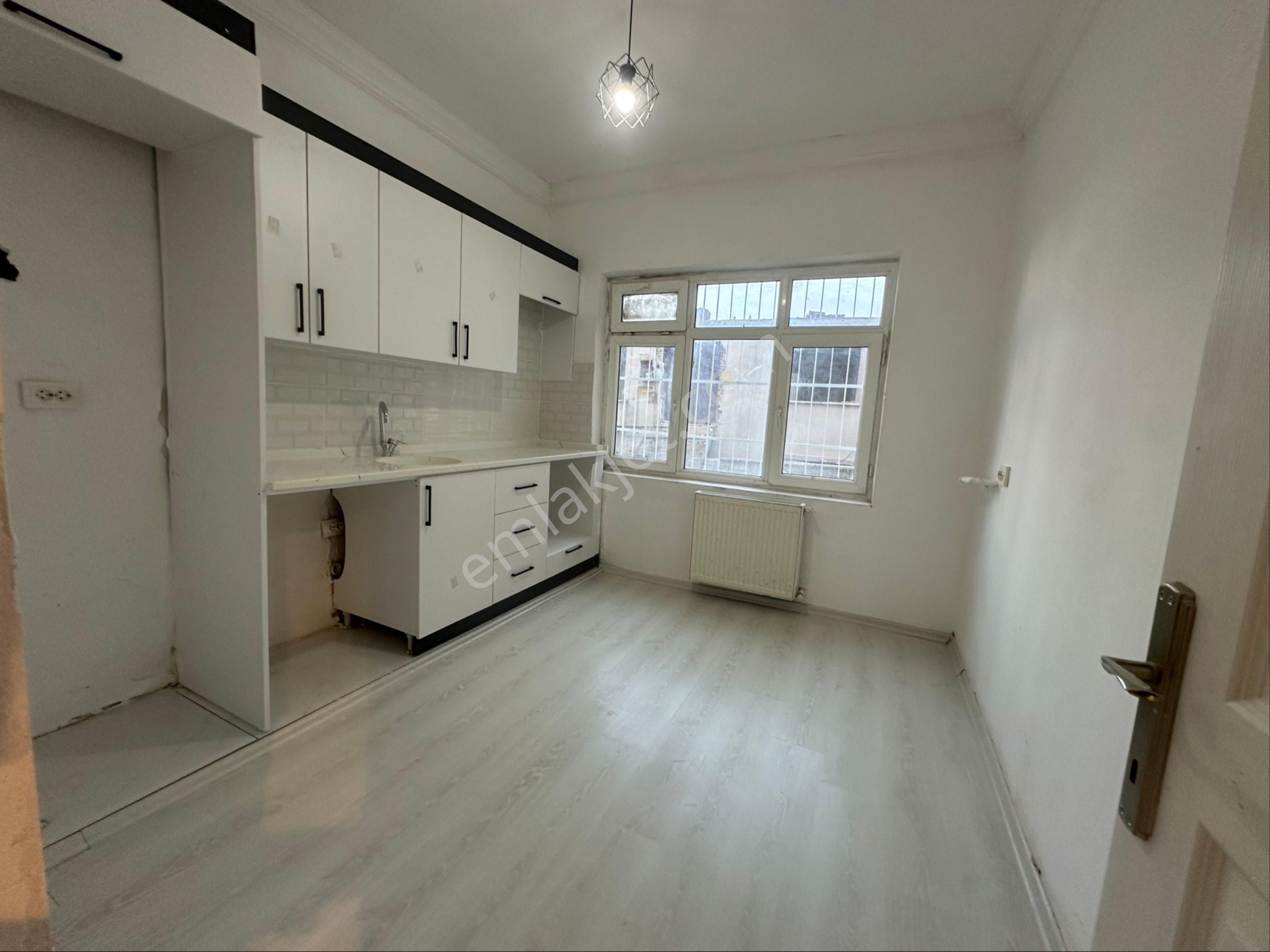 Evim-nur'dan Kadifekale Mh 2+0 80m2 İçi Full Yapılı - Görsel 10