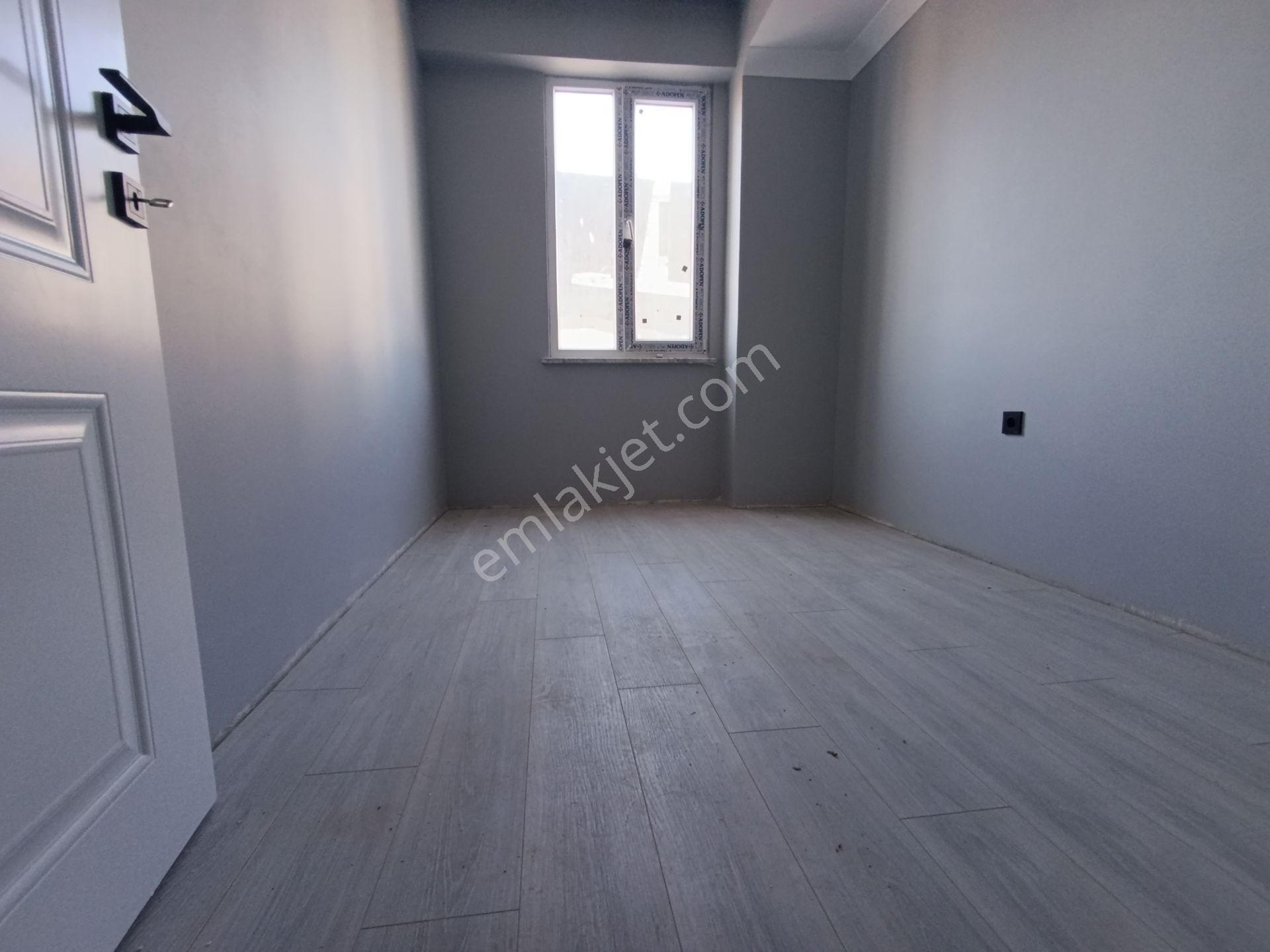 Pendik Esenyalı"da Satılık 3+1 120m2 Sıfır Asansörlü Kapalı Açık Otoparklı Daire - Görsel 6