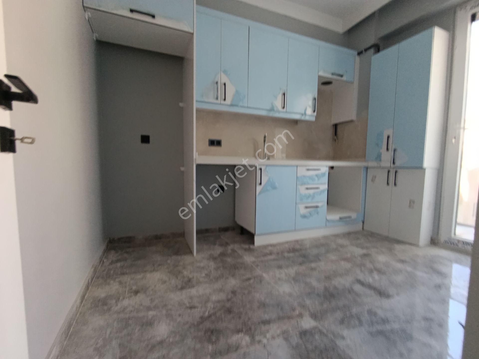 Pendik Esenyalı"da Satılık 3+1 120m2 Sıfır Asansörlü Kapalı Açık Otoparklı Daire - Görsel 17