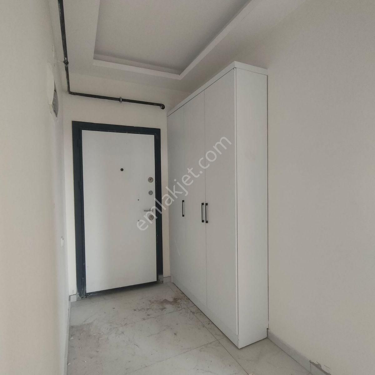 Zümrüt'ten Mezitli Seymenli Mah. Havuzlu Sıfır 2+1 Sat. Daire - Görsel 7