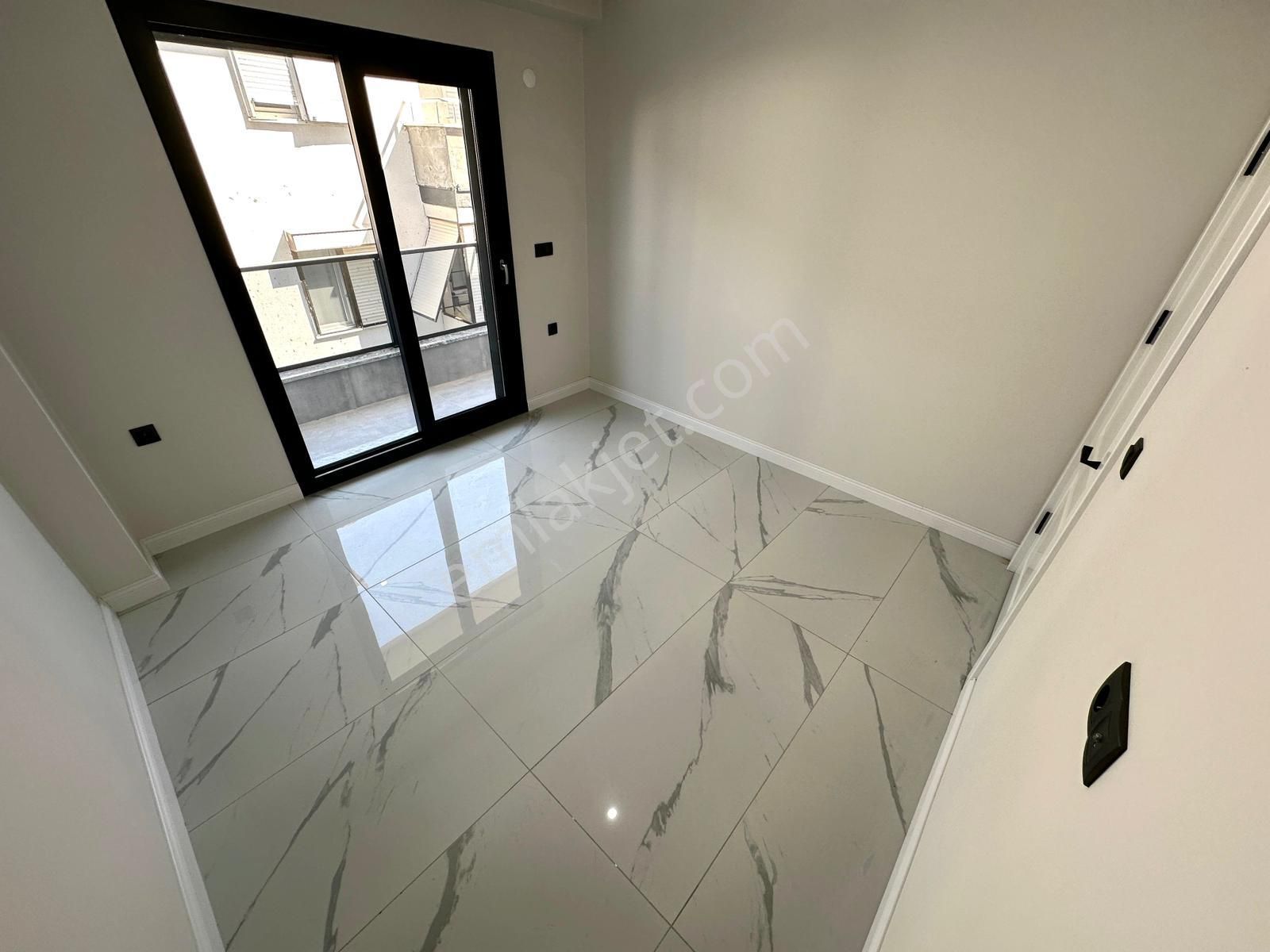 🏡 Referans'tan İkizçay'da Yerden Isıtmalı Ara Kat Denize 50 Mt Lüx 2+1 Daire - Görsel 28