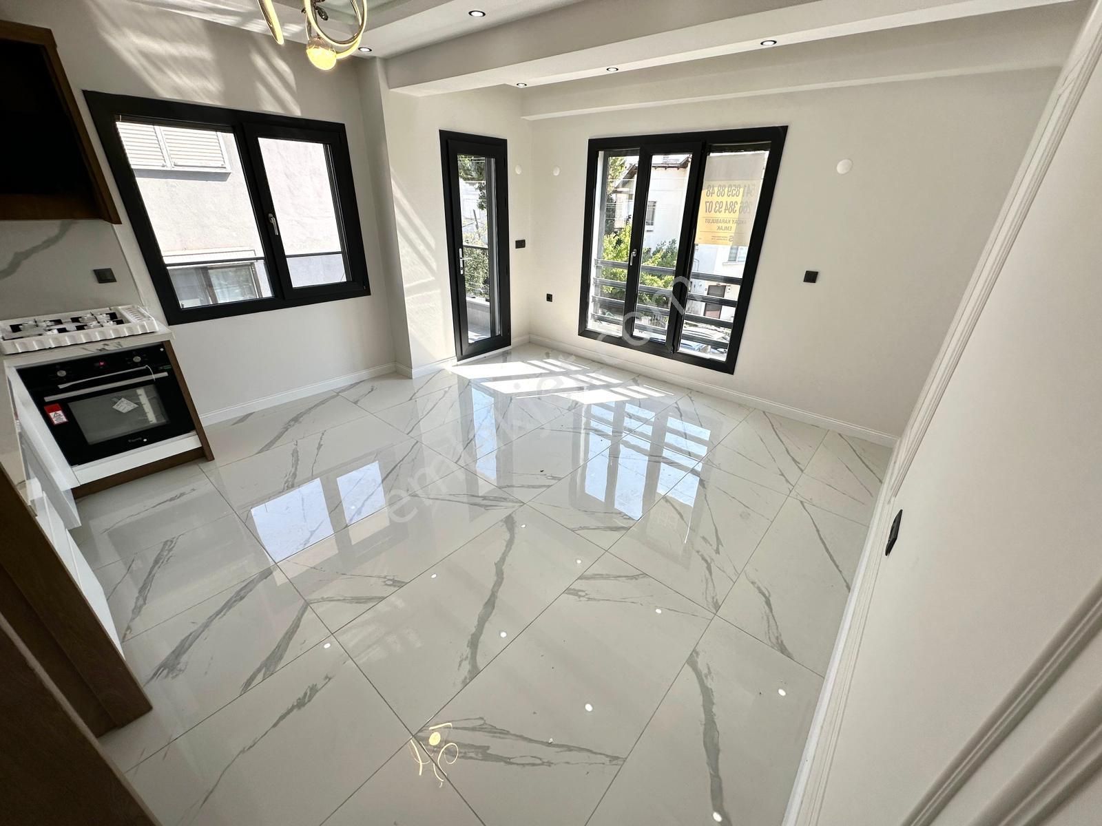 🏡 Referans'tan İkizçay'da Yerden Isıtmalı Ara Kat Denize 50 Mt Lüx 2+1 Daire - Görsel 2