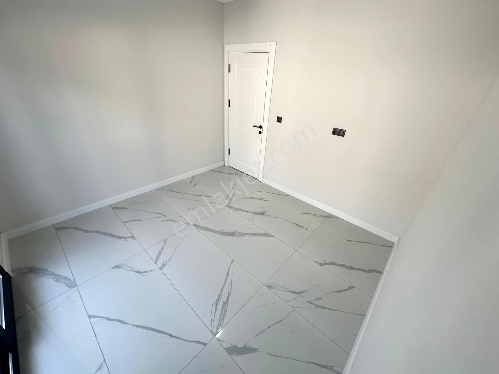 🏡 Referans'tan İkizçay'da Yerden Isıtmalı Ara Kat Denize 50 Mt Lüx 2+1 Daire - Görsel 26