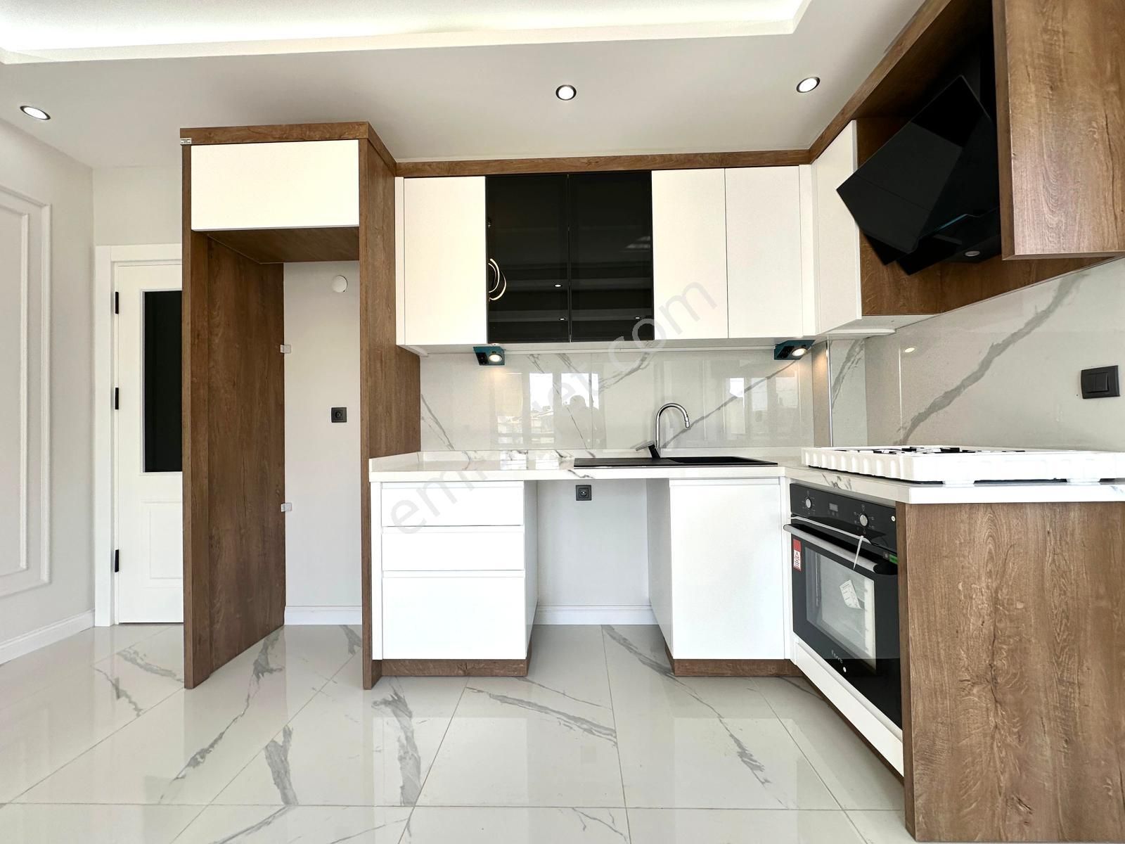 🏡 Referans'tan İkizçay'da Yerden Isıtmalı Ara Kat Denize 50 Mt Lüx 2+1 Daire - Görsel 11